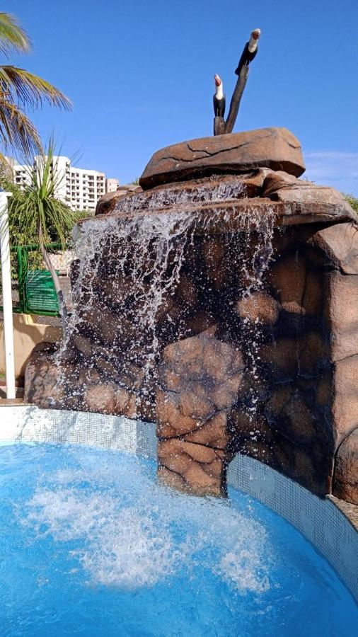 Flats Proximo Ao Shopping Singapura - Pode Descer Com Bebidas Para O Park Aquatico 1105 Apartment *